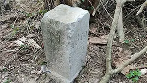 Franceo-Belgian border stone